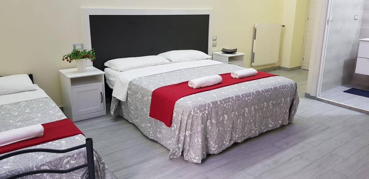 Lili & Aurora Home โรม ภายนอก รูปภาพ