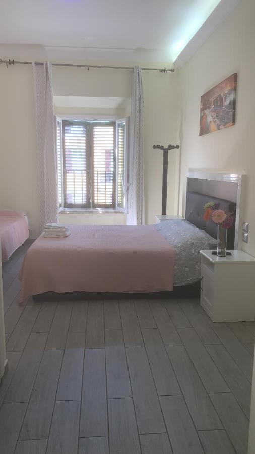 Lili & Aurora Home โรม ภายนอก รูปภาพ
