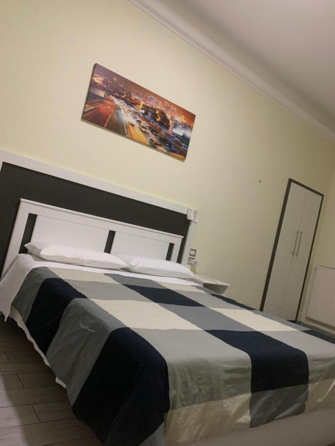 Lili & Aurora Home โรม ภายนอก รูปภาพ